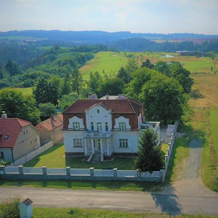 Apartmany Vila Manicka Kácov 외부 사진